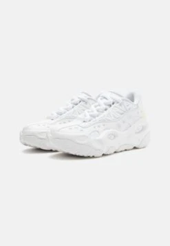 Puma LA FRANCÉ RNNR - Basketball Shoes - White Glow/silver-coloured Mist -Zalando UK-Outlet 51af548f0f5f4a7c806e59422cfbf717