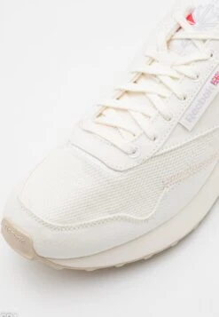 Reebok Classic Cl Legacy Az Grow Unisex - Trainers - Chalk/Stucco -Zalando UK-Outlet 539aff33bedb4091afb2b9c87874e8f4