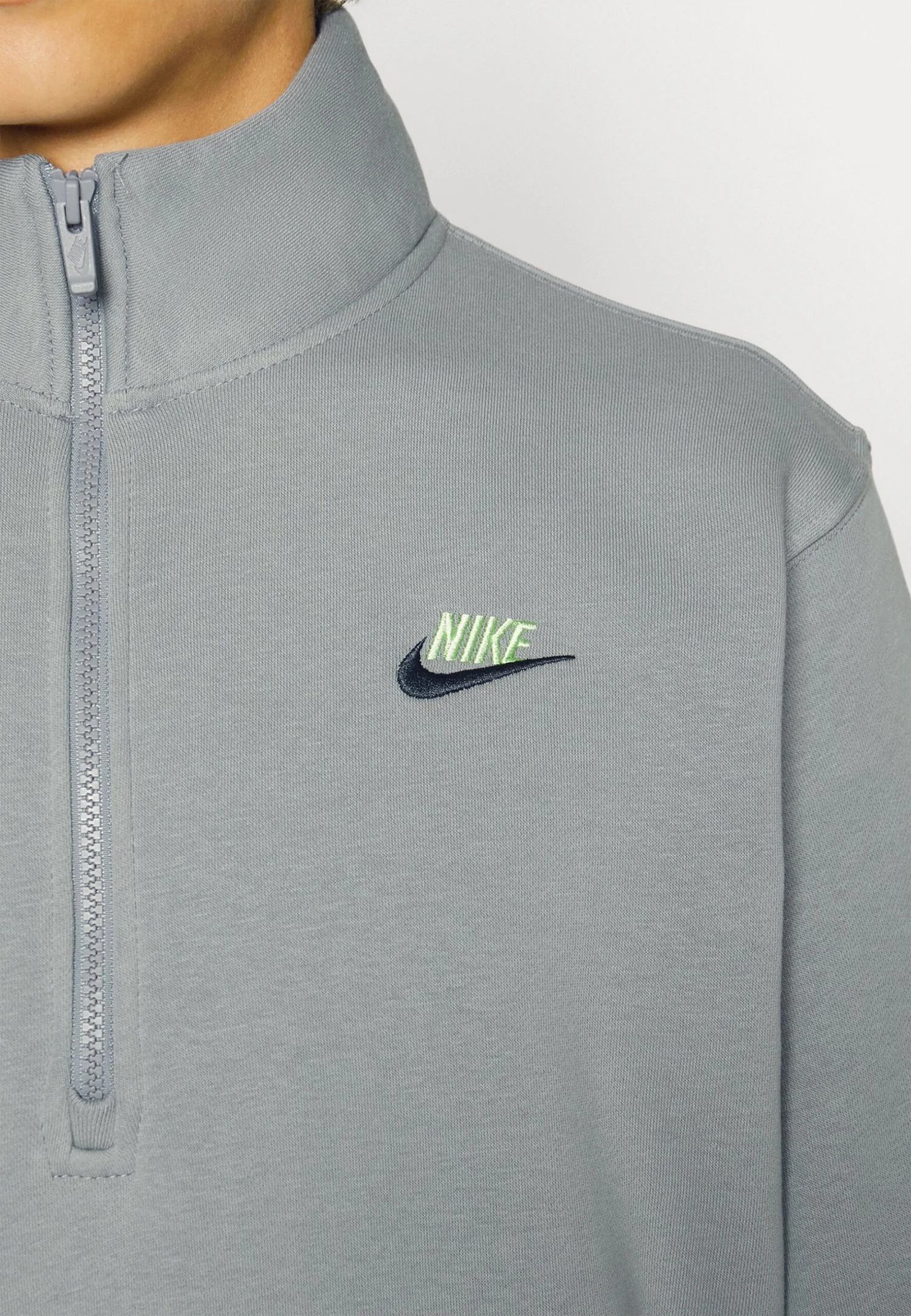 Nike Sportswear Sweatshirt - Particle Grey 5 Nike Sportswear Sweatshirt - Particle Grey - Image 5