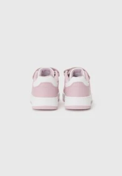 Champion RD18 LOW UNISEX - Trainers - Off-white/pink -Zalando UK-Outlet 5539b7ed6d754c089577ef80bb62877e