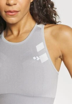 Medium Support Sports Bra - Medium Support Sports Bra -Zalando UK-Outlet 5723bb393fc547738803608ccace6d35