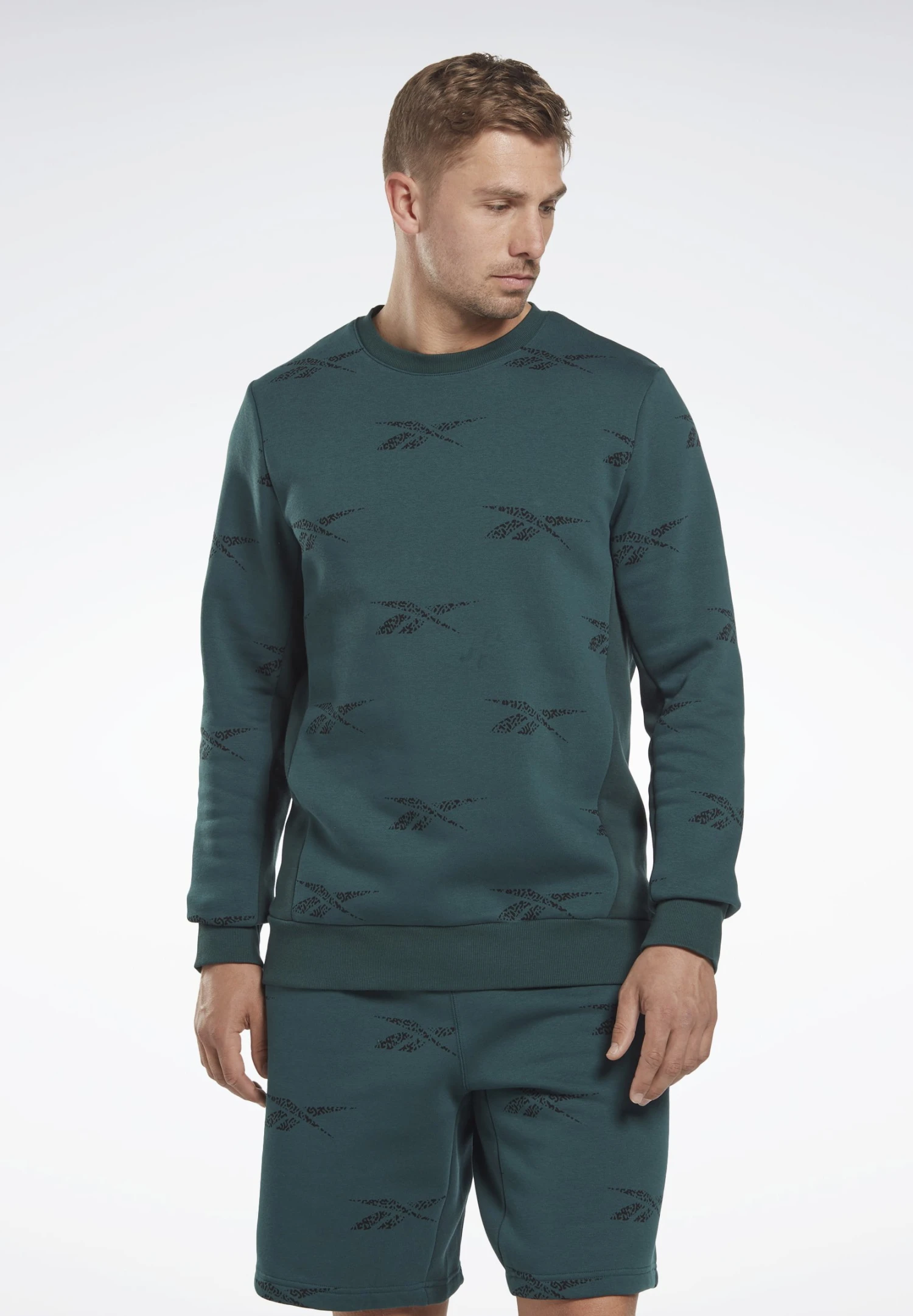 Reebok Ri Aop Crew - Sweatshirt - Forest Green 1 Reebok Ri Aop Crew - Sweatshirt - Forest Green