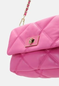 Steve Madden Btrixies - Across Body Bag - Pink -Zalando UK-Outlet 5cd0268b80eb4f3297b0ab25fd4c4739