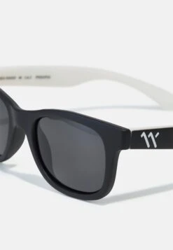 Maximo Kids Classic Unisex - Sunglasses - Black -Zalando UK-Outlet 5ee0ca0320114d79a342997d84e0db3c