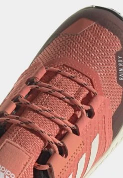 ADIDAS PERFORMANCE Terrex Trailmaker R.Rdy Unisex - Hiking Shoes - White Coral Gold Coloured -Zalando UK-Outlet 6021112e7fb34d7e884c3c1f576ea5b3