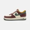Nike Sportswear AIR FORCE 1 ’07 LV8 - Trainers - Coconut Milk/vintage Green/dark Team Red/bronzine