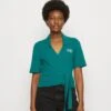 Marc O'Polo DENIM Short Sleeve Wrap Detail Cropped - Print T-Shirt - Green