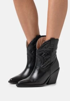 Bronx Cowboy/Biker Ankle Boot - Cowboy/Biker Ankle Boot