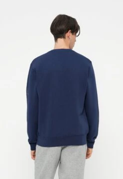 Nike Sportswear CREW CLUB - Sweatshirt - Midnight Navy -Zalando UK-Outlet 62dbc41a98394fae925b564b3ddc7004