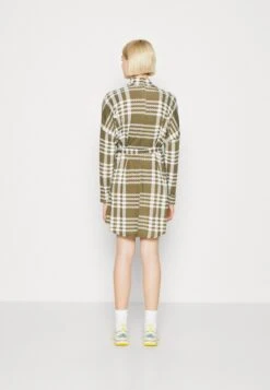 Noisy May Nmcity Ava Short Dress - Jersey Dress - Kalamata/White -Zalando UK-Outlet 648cbd3aba484e9ab6ef796481a061d7