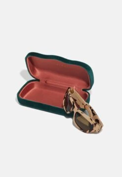 Gucci Unisex - Sunglasses - Havana/Brown -Zalando UK-Outlet 64ef868f1e654da183f39801985e6456