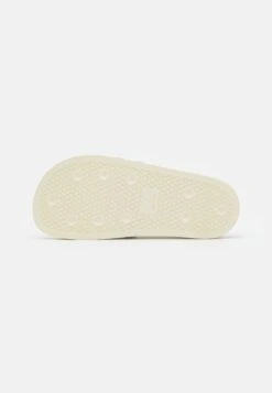 Adidas Originals Adilette Unisex - Mules - Off White/Grey One -Zalando UK-Outlet 65375c292efe41d8b03b3c7d627253f6
