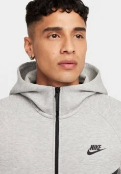 Nike Sportswear TECH FLEECE - Zip-up Sweatshirt - Dk Grey Heather Black -Zalando UK-Outlet 6a56ba9f508f47caa60c9fc1963b2d81