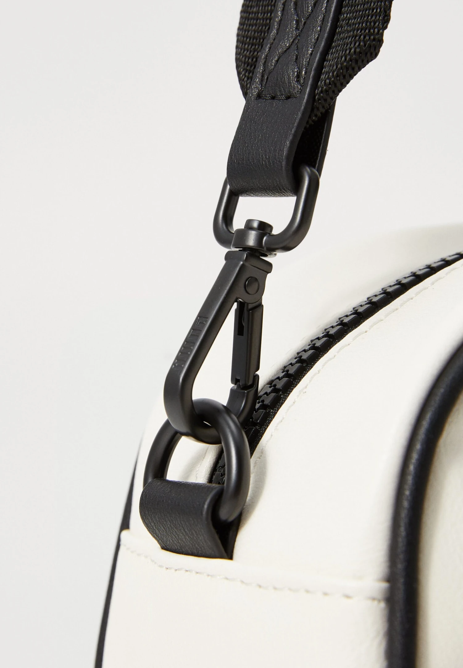 Puma ARCHIVE GRIP - Weekend Bag - Frosted Ivory 4 Puma ARCHIVE GRIP - Weekend Bag - Frosted Ivory - Image 4