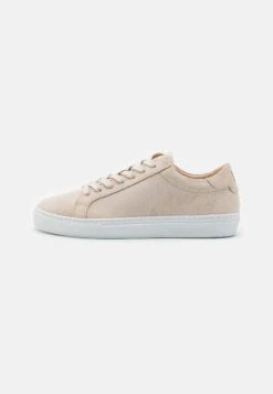 Les Deux Theodor- Trainers - Ivory
