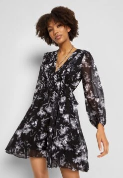 THE KOOPLES Robe - Cocktail Dress / Party Dress - Black / White -Zalando UK-Outlet 6b4eb23b66b347448a826886a9964bb3