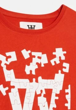 Wood Wood Ola Puzzle Unisex - Print T-Shirt - Chili Red -Zalando UK-Outlet 6bde92e4973d4ae188829f9e5a5ed7f1