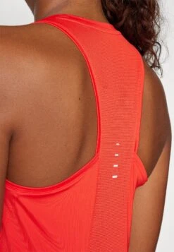 Nike Performance SWIFT TANK - Top - Light Crimson/reflective Silver -Zalando UK-Outlet 6ca0a9654e984492af54c2ed30e08d63