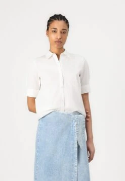 Hugo THE SUMMER SHIRT - Button-down Blouse - White -Zalando UK-Outlet 6f072919a2ae43788bdccbc41c61f06f