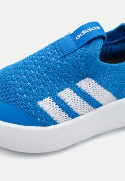 ADIDAS PERFORMANCE BUBBLECOMFY KIDS - Road Running Shoes - Bright Royal/footwear White/core Black -Zalando UK-Outlet 6f16e481dce54c51b1ae7586775442be