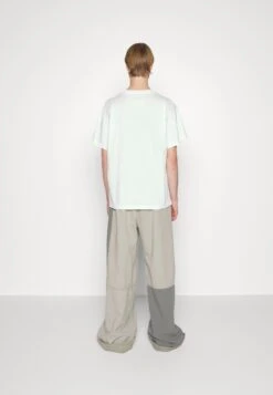 MM6 Maison Margiela Print T-Shirt - Off White -Zalando UK-Outlet 6f8932affea84f849c68a7ec252d897e