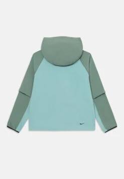 Nike Sportswear Training Jacket - Cannon/clay Green/black -Zalando UK-Outlet 6f9ae24bf94c410282c5b5d9d6b228fa