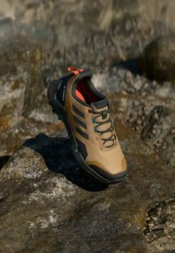 Adidas TERREX EASTRAIL 2 - Hiking Shoes - Cardboard/carbon/preloved Teal