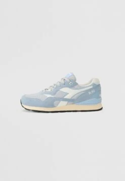 Diadora N92 ADVANCE UNISEX - Trainers - Cabernet -Zalando UK-Outlet 747ceb738d3341d0ad678711e2383b00