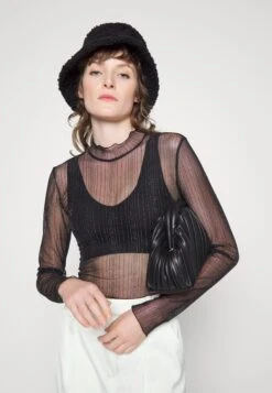 Gestuz Cevalagz Turtleneck - Blouse -Zalando UK-Outlet 7640029fb3c1442587018ad104febfb6