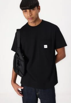 HUF BOX LOGO POCKET TEE UNISEX - Basic T-shirt - Black -Zalando UK-Outlet 78eaf59d1b8e4fa6919f330f884f4194
