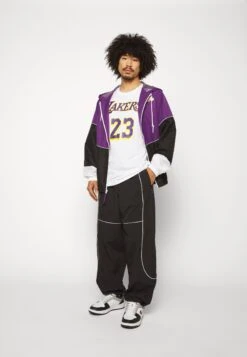 Nike Performance NBA LOS ANGELES LAKERS LEBRON JAMES TEE - Club Wear - White 13 Nike Performance NBA LOS ANGELES LAKERS LEBRON JAMES TEE - Club Wear - White -Zalando UK-Outlet 7a0bfcf8699441de8c569291603d9637