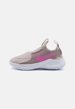 Nike Performance FLEX RUNNER 3 - Road Running Shoes - Wolf Grey/white -Zalando UK-Outlet 7a28332072204e3f88e0592ef305c872