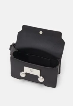 Marni CROSS BOY BAG UNISEX - Cross Body Bag - Black -Zalando UK-Outlet 7b424c911e6a421c8789c70ea442750c