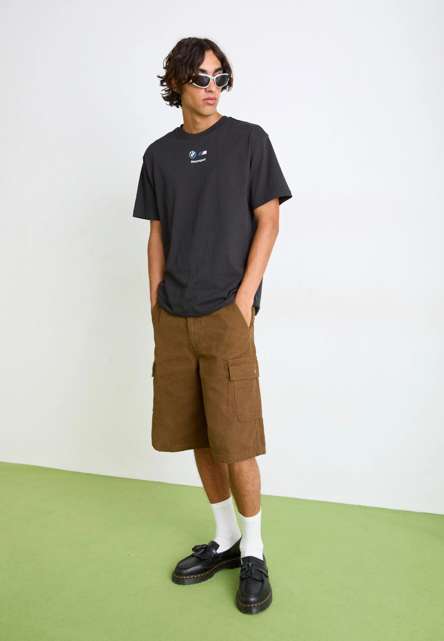 Puma BMW MMS CAR GRAPHIC TEE - Print T-shirt - Black 2 Puma BMW MMS CAR GRAPHIC TEE - Print T-shirt - Black - Image 2