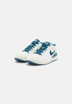 Jordan Stadium 90 - Trainers - Sail/Sky/Ozone Blue -Zalando UK-Outlet 7c4c6d3710f342f3b500eac55da632e8