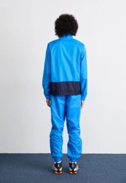 Nike Sportswear CLUB - Tracksuit - Light Photo Blue/obsidian/college Grey/white -Zalando UK-Outlet 7d9e25fd6d784ab69e25696fa1ca07b6