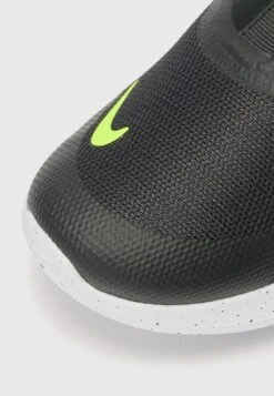 Nike Performance FLEX RUNNER 4 UNISEX - Road Running Shoes - Black/volt/white -Zalando UK-Outlet 7eb09c95f6a142898b076950d8ed7bf9