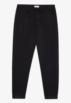 Pier One SCUBA JOGGER - Tracksuit Bottoms - Black -Zalando UK-Outlet 7f23df6097c74e389a1950e53389cc8b