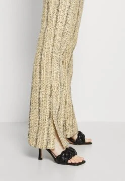 Milo Bohemian - Trousers - Black -Zalando UK-Outlet 7f92fd88c95c4c33a68bb9890e8e395b