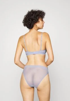 ARKET Briefs - Dove Blue -Zalando UK-Outlet 8394a56b7e1542a085a302a97f8ffdb4