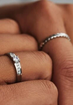 Isabel Bernard Ring - Weißgold -Zalando UK-Outlet 83a3ef7a8114432e99a25d2dc5a51cfd