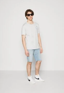 Denham Razor - Denim Shorts - Light-Blue Denim -Zalando UK-Outlet 84cc8d1e3b8d44f4a3252c43cc9ab034
