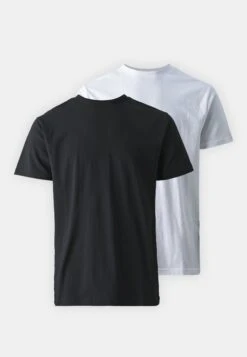 Santa Cruz OPUS DOT BACK UNISEX 2 PACK - Print T-shirt - Black/white -Zalando UK-Outlet 860d346910be46069c999704a617762d