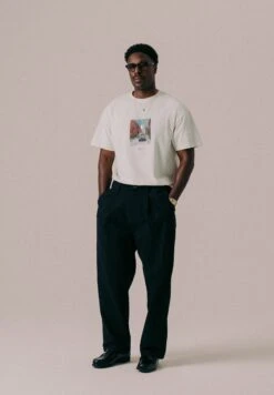 BOROUGH TEE UNISEX - Print T-shirt - Antique White