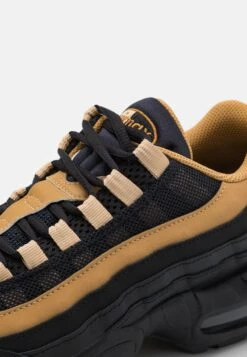Nike Sportswear Air Max 95 Recraft Bg Unisex - Trainers - Black/Summit White/Elemental Gold/Sesame -Zalando UK-Outlet 8c1df9e1b44a4250808ab387542fec91