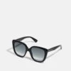 Gucci Sunglasses - Black