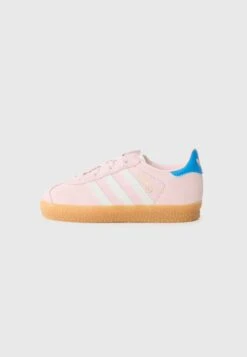 Adidas Originals GAZELLE UNISEX - Trainers - Silver-coloured/white/green -Zalando UK-Outlet 8e2377ac68fc4fe8b85666b8c8710dbf