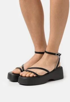 Mae Strappy Flatform- Platform Sandals - Black