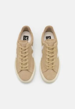 Veja Campo - Trainers - Dune/White -Zalando UK-Outlet 8f15d331b3b448bab8e029d62d93bd4d