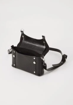Vivienne Westwood KIMMY CROSSBODY - Cross Body Bag - Black 10 Vivienne Westwood KIMMY CROSSBODY - Cross Body Bag - Black -Zalando UK-Outlet 8f33b0242b764a829cf46dee1afd2ed2